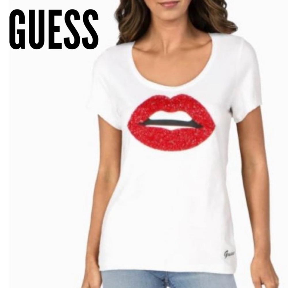 NEW GUESS Lynda Lip Tee Glitter Red Lip White Short Sleeve T shirt NWT